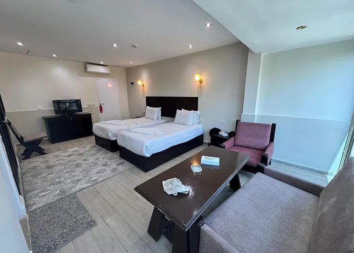 New Star Zamalek Hotel