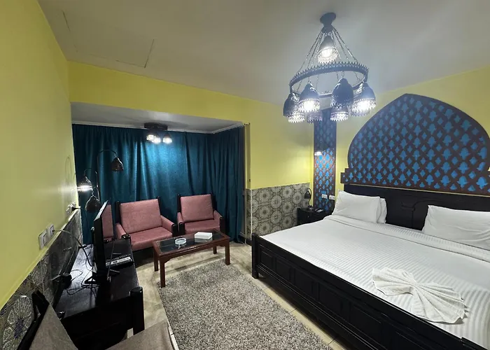 New Star Zamalek Hotel