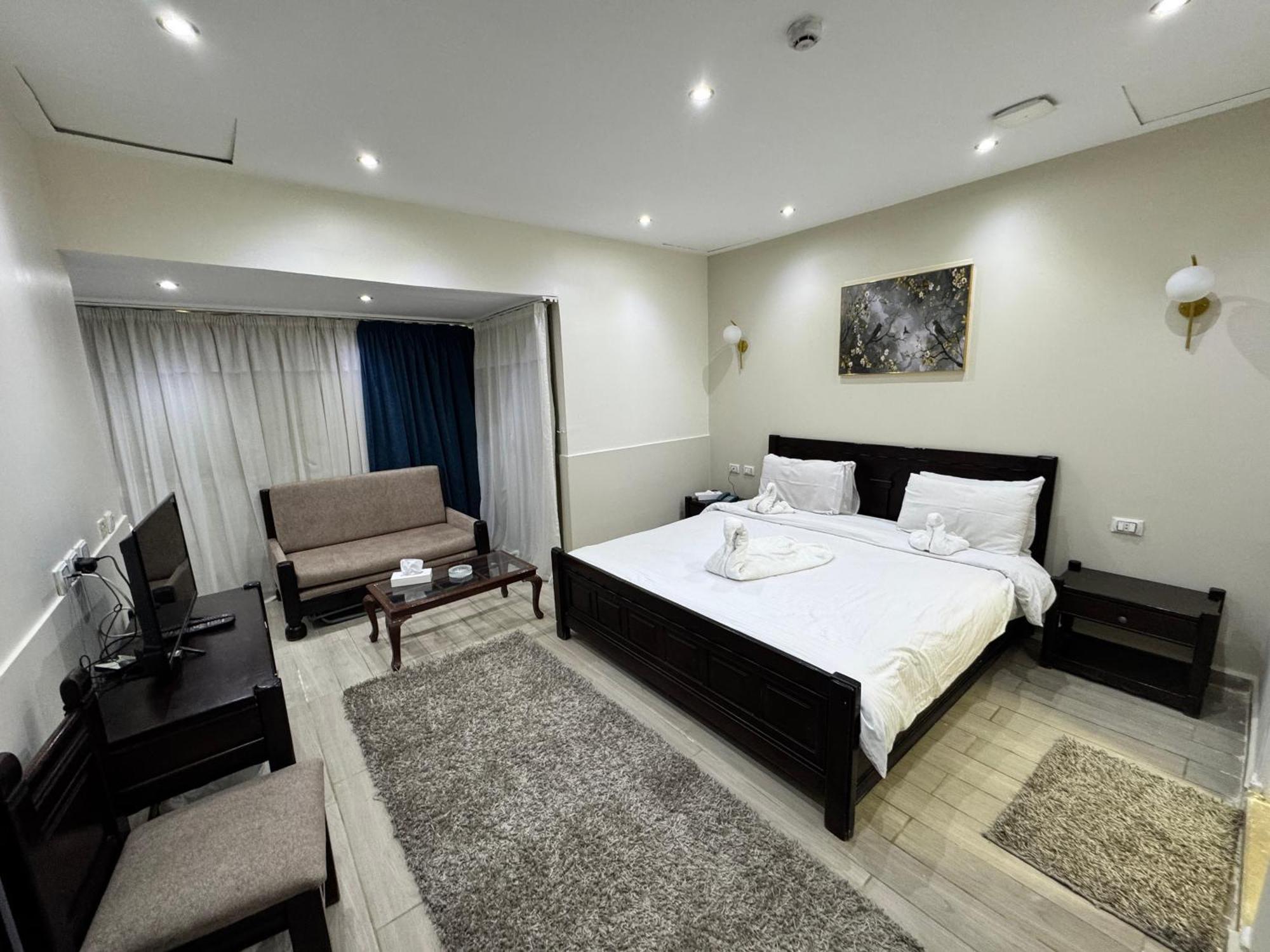 New Star Zamalek Hotel